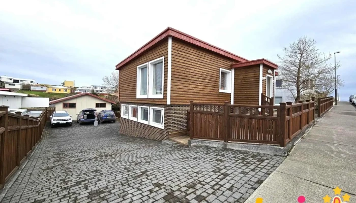 Holiday Guesthouse -  Naerumhverfi - Stykkishólmur