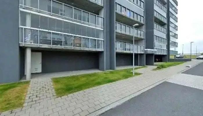 Honnun Og Skart Innrettingaklaedningar Street View 360deg - Kópavogur