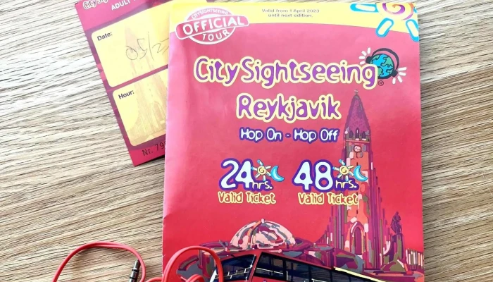 Hop On Hop Off -  Reykjavik+258476+8 - Reykjavík