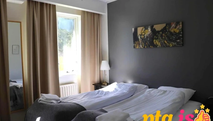 Hotel Varmahlid Fra Eiganda - Varmahlíð