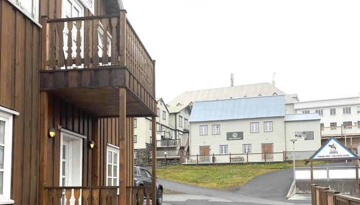 Husavik Simi - Húsavík