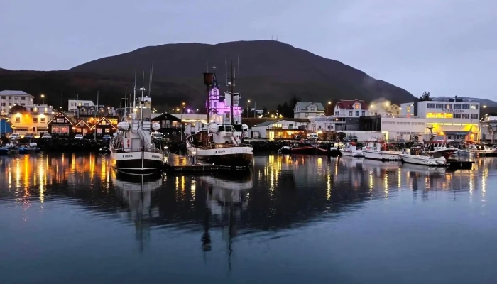 Husavikurhofn Verð - Húsavík