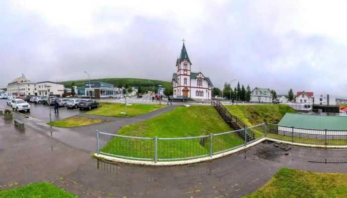 Husavikurkirkja Aætlun - Húsavík