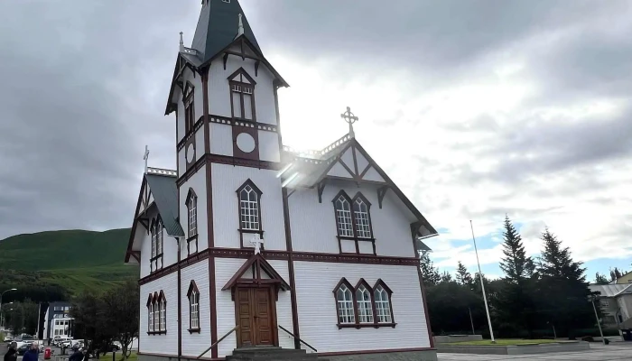 Húsavíkurkirkja - Húsavík