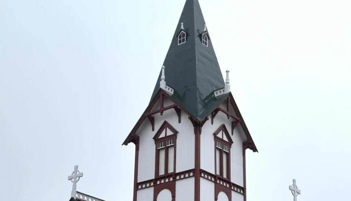 Husavikurkirkja Opið Nuna - Húsavík