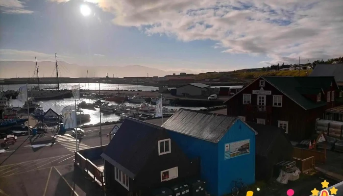 Husavikurvollur Iþrottamiðstoð - Húsavík