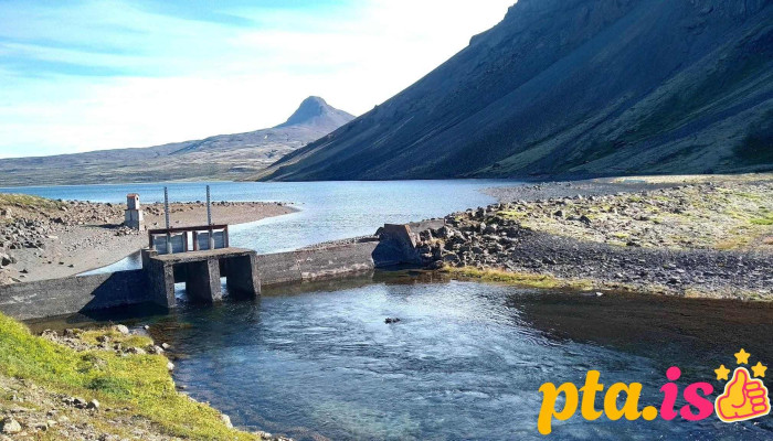 Hvalvatn - Ísland