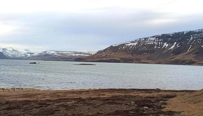 Hvammsvik Hot Springs -  Myndbond - Mosfellsbær