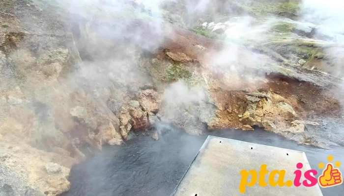 Hveradalir Geothermal Area -  Myndskeid - Hellishelðivegur