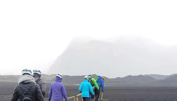 Iceland Travel -  Nalægt Mer - Reykjavík