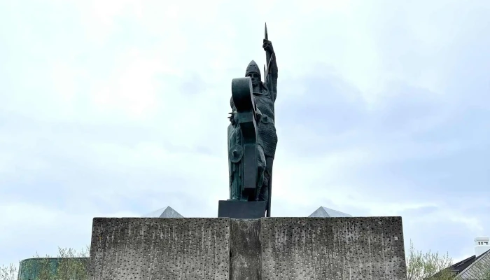 Ingolfur Arnarson Simi - Reykjavík