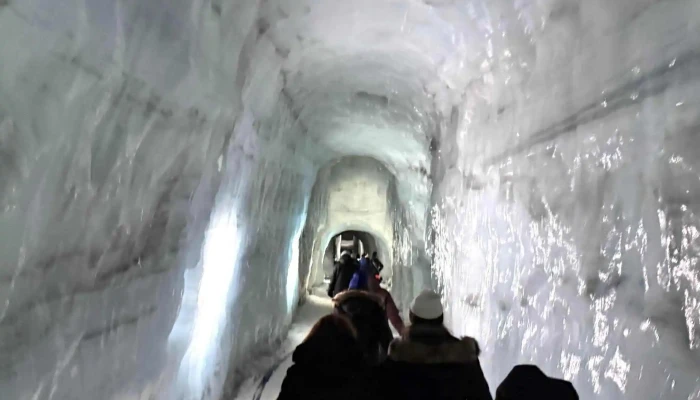 Into The Glacier -  Hvernig A Að Komast þangað - Reykjavík