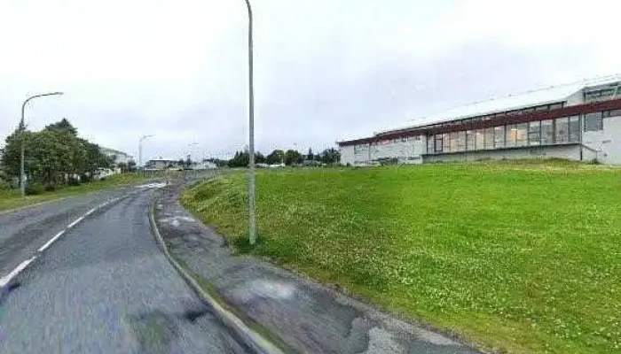 Ithrottahusid Digranes Street View 360deg - Kópavogur