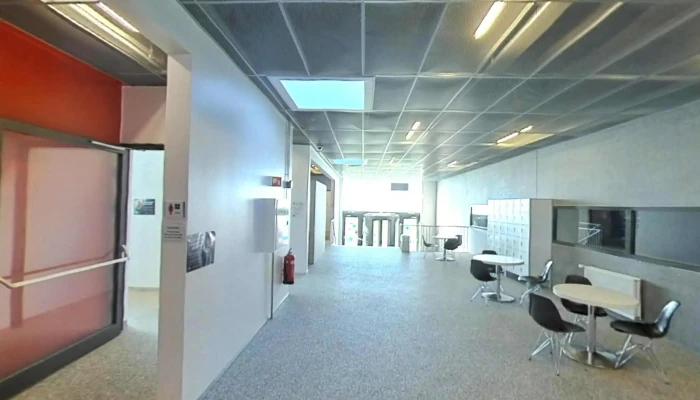 Ithrottamidstodin Alftanesi Kaldalonshollin Street View 360 - Álftanes