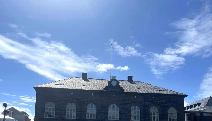 Jon Sigurdsson Opið Nuna - Reykjavík