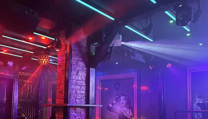 Kiki Queer Bar Athugasemdir - Reykjavík