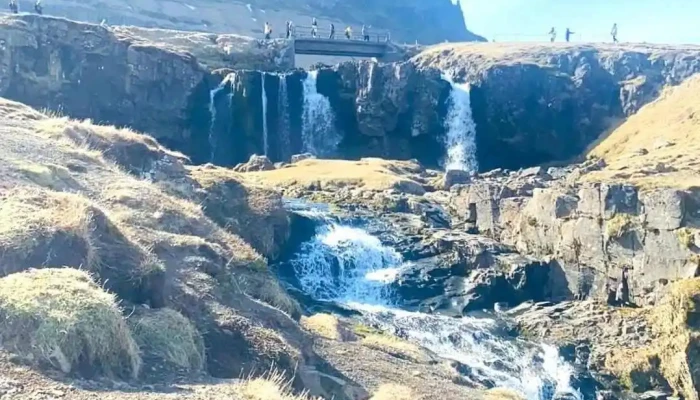 Kirkjufellsfoss -  Nyjast - Grundarfjörður