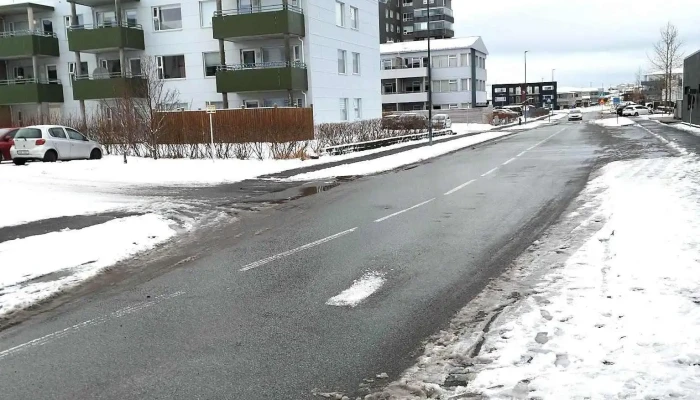 Kirkjugardur Hafnarfjardar Kirkjugarður - Hafnarfjörður