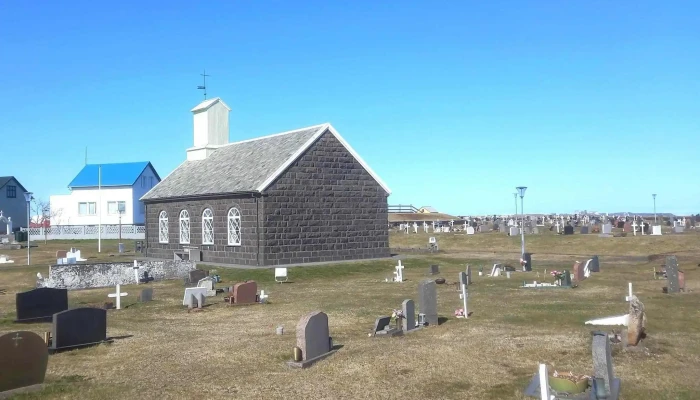 Kirkjugardurinn I Njardvik Njarðvik - Njarðvík