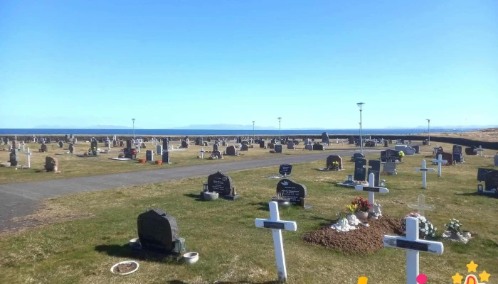 Kirkjugardurinn I Njardvik Nyjast - Njarðvík