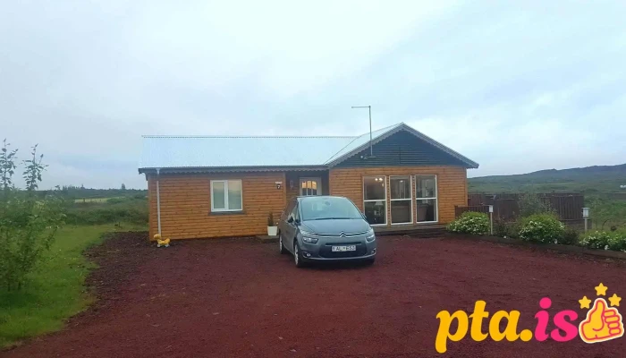 Kjarrengi Holiday Home -  Hotel - Búrfell