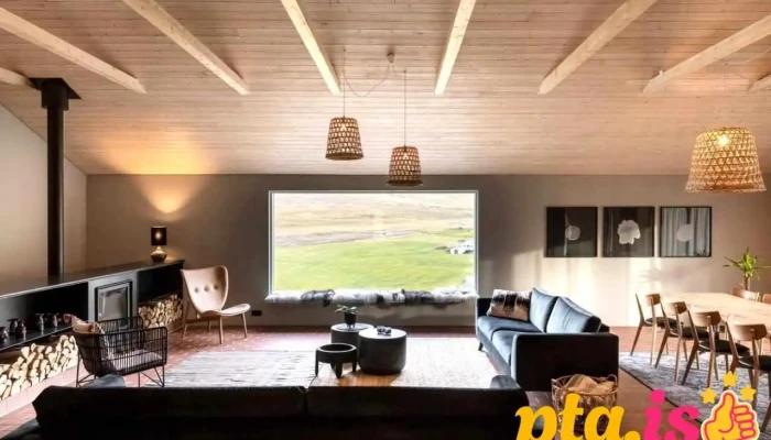 Kleif Farm -  Thjonusta - Mosfellsbær
