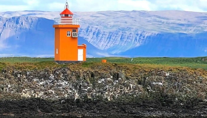 Klofningsviti -  Aætlun - Þorpið Í Flatey