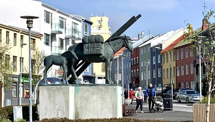 Klyfjahestur - Reykjavík