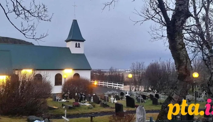 Lágafellskirkjugarður - Mosfellsbær