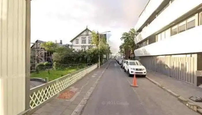 Landshofdingjahusid   Naepan Street View 360deg - Reykjavík