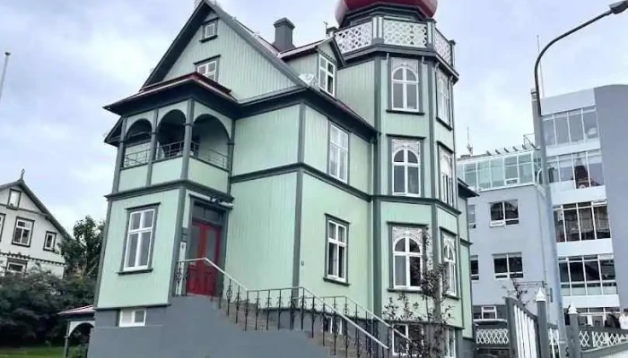 Landshöfðingjahúsið - Næpan - Reykjavík