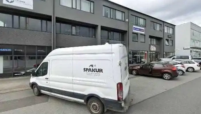 Lausnin Fjolskyldu  Og Afallamidstod Street View 360deg - Reykjavík