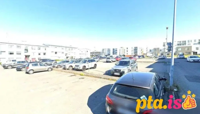 Leikvöllur - 110 Reykjavík
