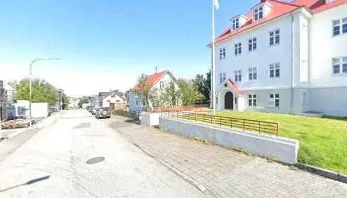 Lifsgaedasetur I St Jo Samtok Sem Ekki Eru Rekin I Hagnaðarskyni - Hafnarfjörður