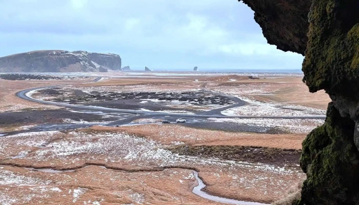 Loftsalahellir Cave -  Afslættir - Dyrhólavegur