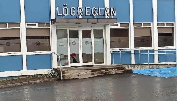 Logreglan A Akureyri Logreglustoð - Akureyri