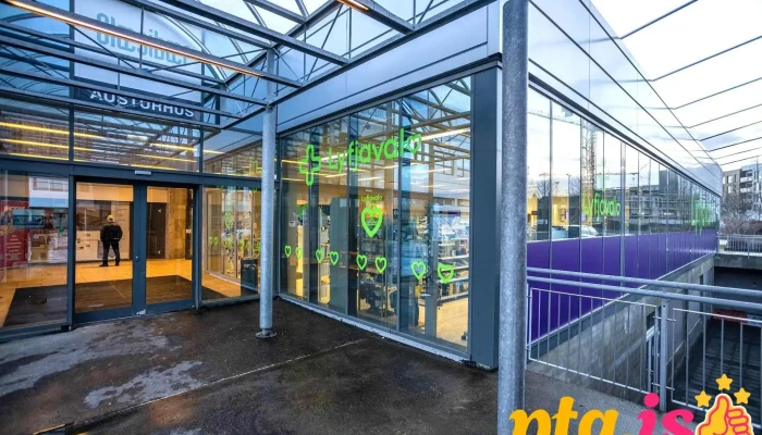 Lyfjaval Glaesibae Apotek - Reykjavík