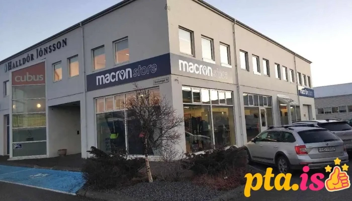 Macron Sports Hub Reykjavík - 104 Reykjavík