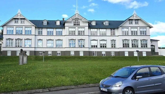 Menntaskolinn A Akureyri Hvernig A Að Komast þangað - Akureyri