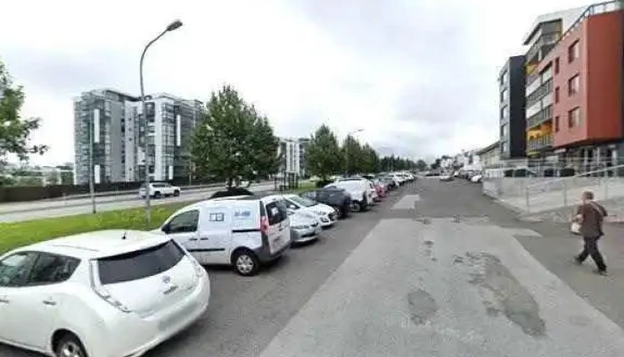Microbar Kopavogur Street View 360deg - Kópavogur