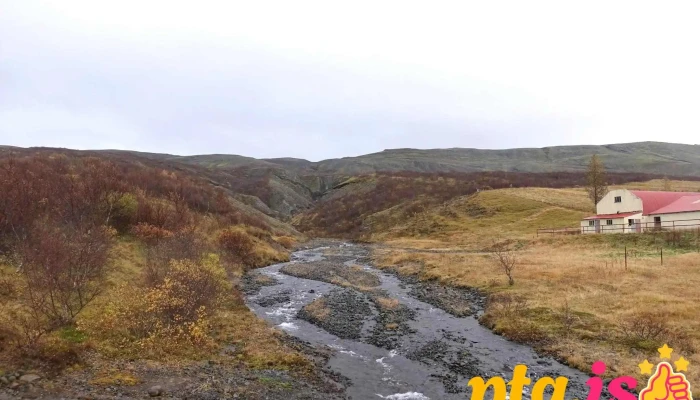 Middalur Golfklubbur - Laugarvatn