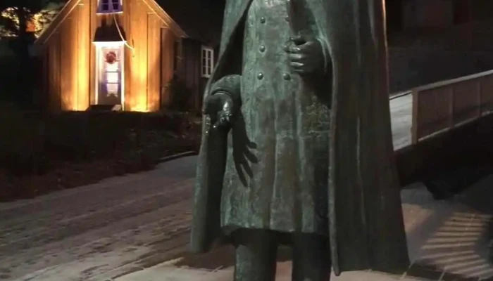 Minjasafnskirkjan -  Myndskeid - Akureyri