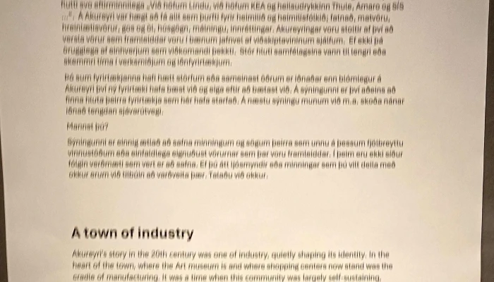 Minjasafnskirkjan -  Nalægt Mer - Akureyri