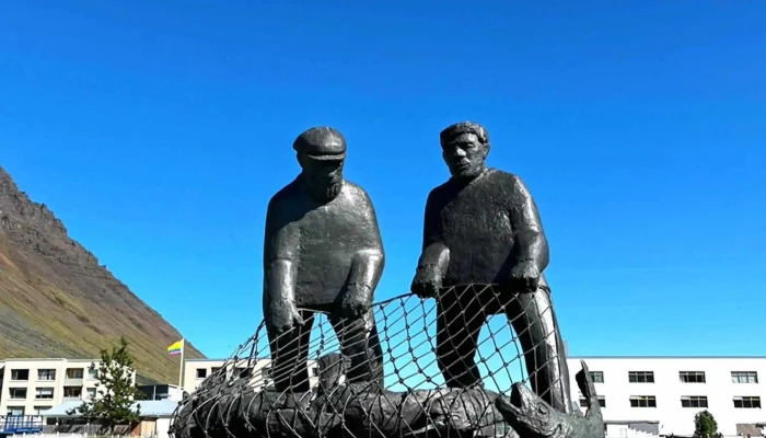 Monument To The Lost Sailors -  Numer - Ísafjörður