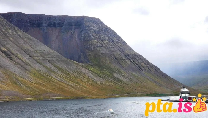 Naustahvilft -  The Troll Seat Gongusvæði - Ísafjörður