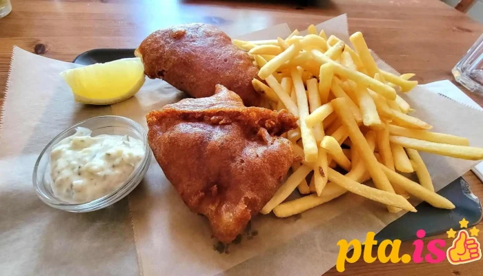Naustid Fiskur Og Franskar - Húsavík