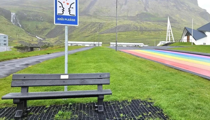 Olafsvikurkirkja Nalægt Mer - Ólafsvík