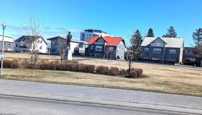 Olafur Thors Loftflutningar - Keflavík