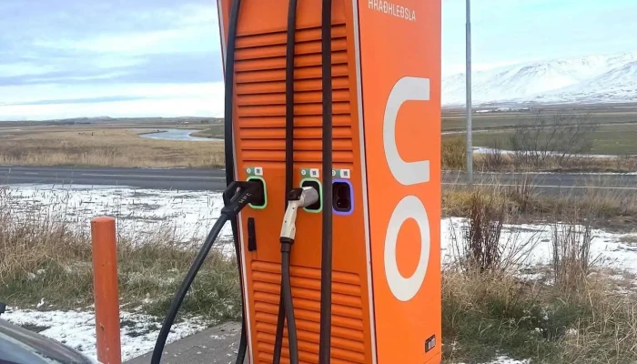 On Power Charging Station - Ísland