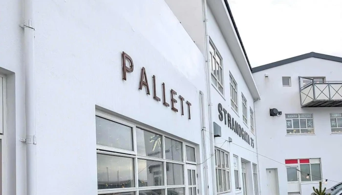 Pallett -  Simi - Hafnarfjörður